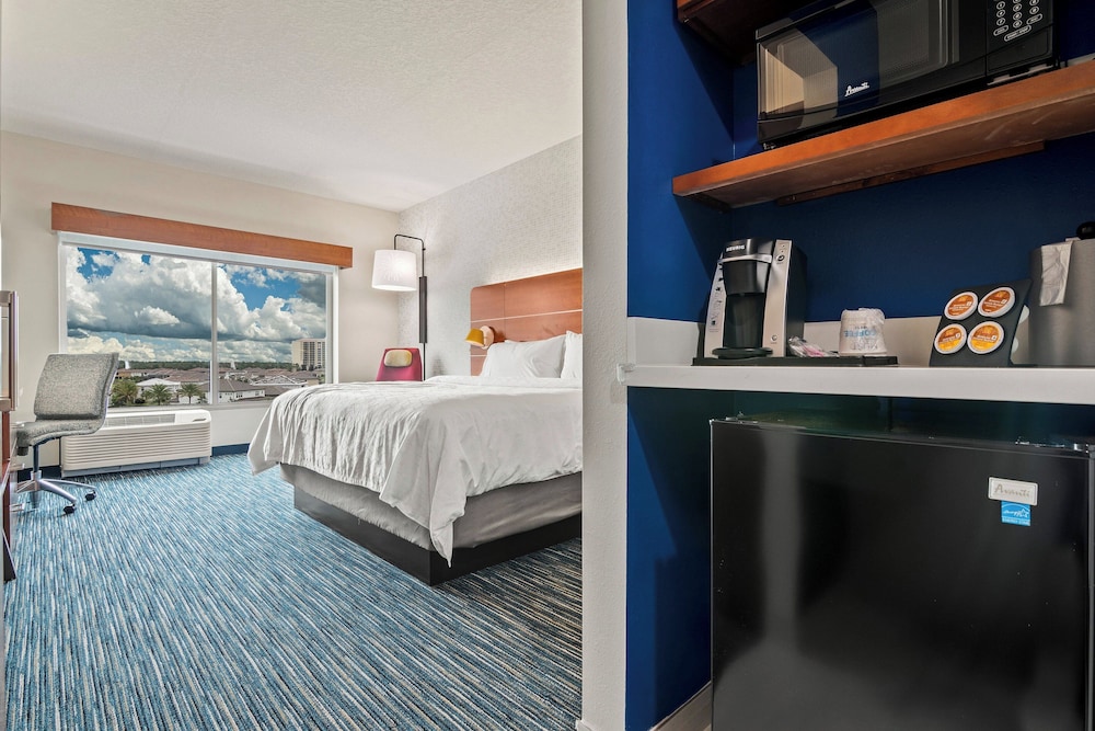 holiday inn express orlando lake buena vista area