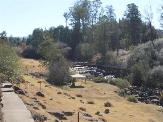 hawklee country house