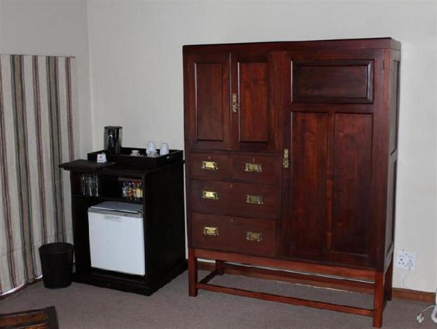 hawklee country house