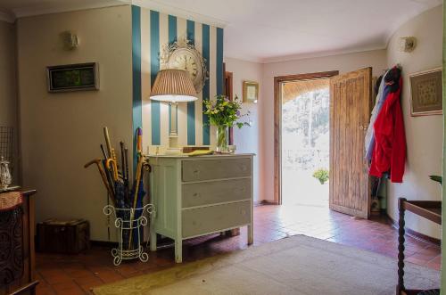 hawklee country house