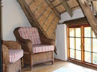 hawklee country house