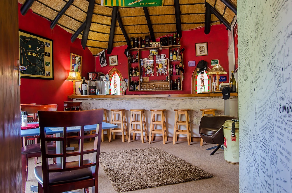 hawklee country house