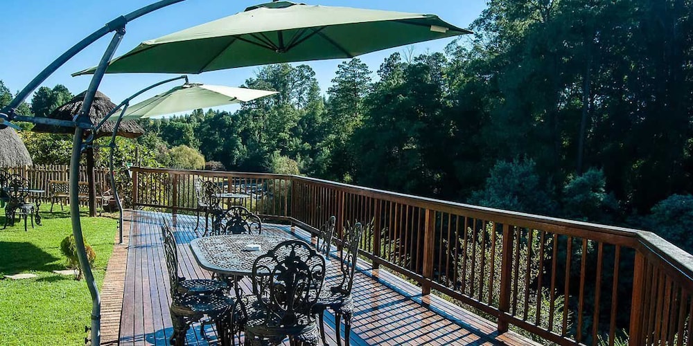 hawklee country house