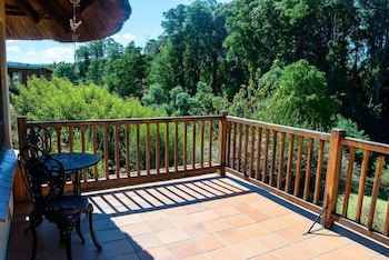 hawklee country house