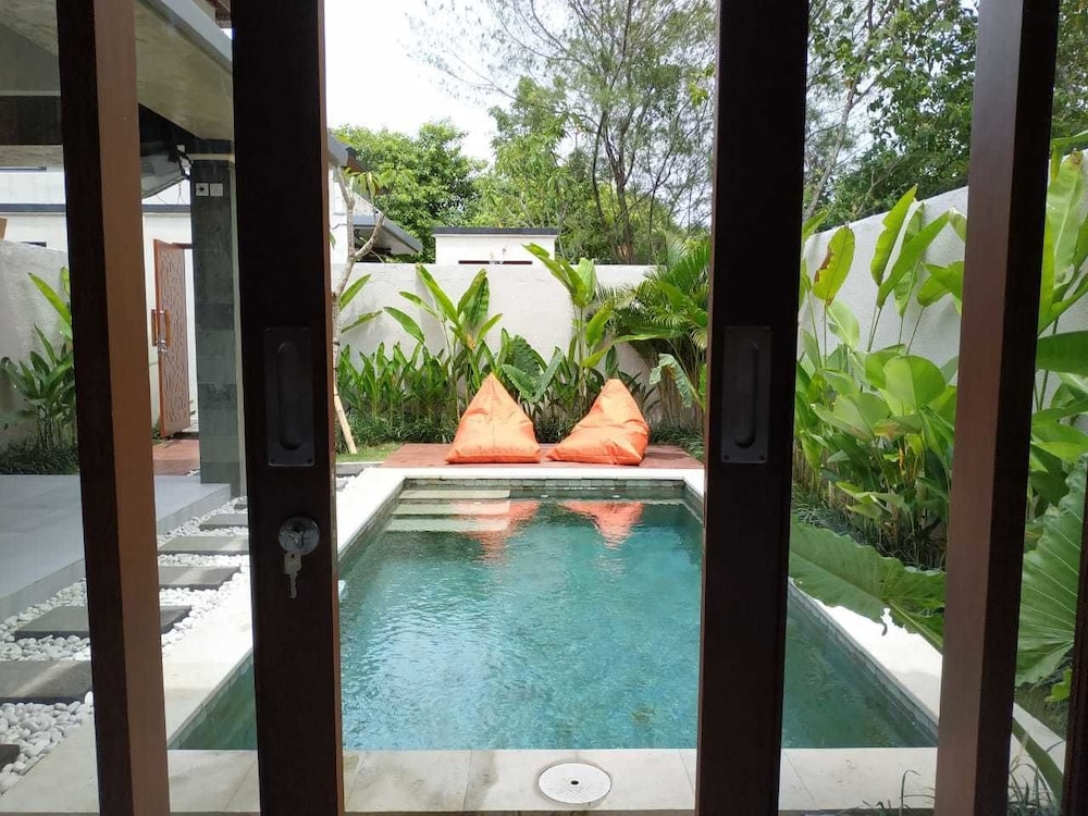 la isla villas bali