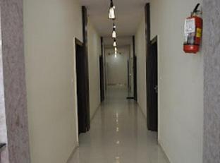 hotel shipra avenue