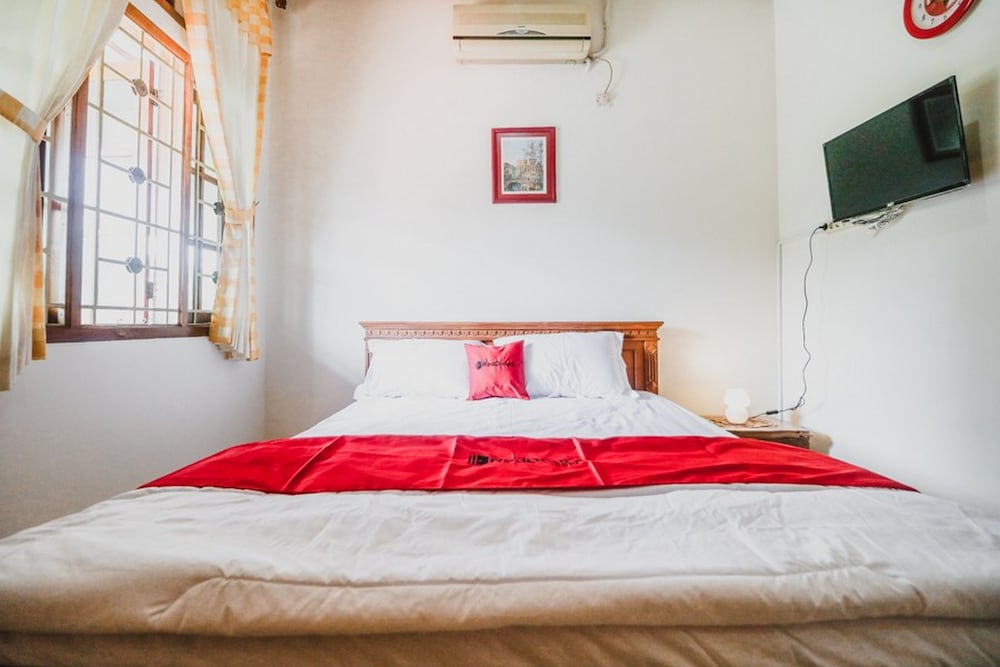 reddoorz syariah near gelora delta sidoarjo