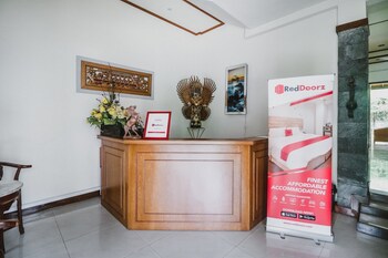 Reddoorz Syariah Near Gelora Delta Sidoarjo,Surabaya>>Sidoarjo,2.5 star