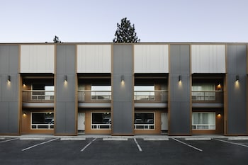 waypoint hotel