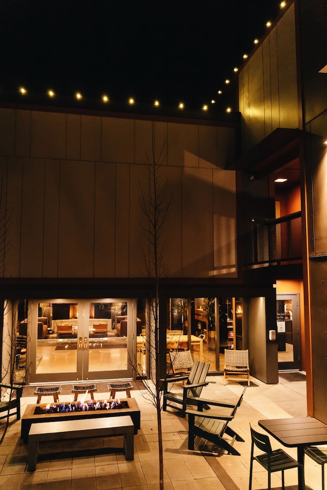 waypoint hotel