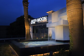 hotel in the moon yokohama