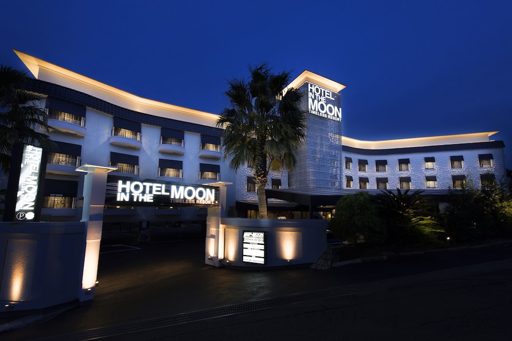 hotel in the moon yokohama