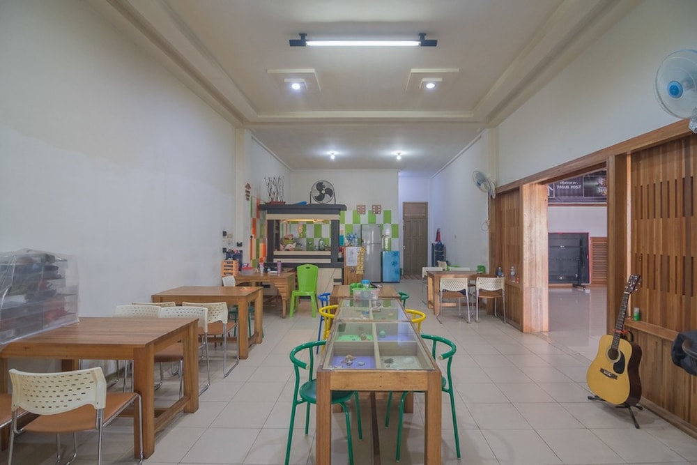 reddoorz near gajah mada pontianak