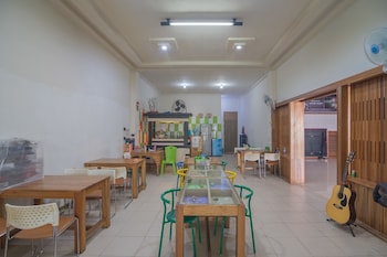 reddoorz near gajah mada pontianak