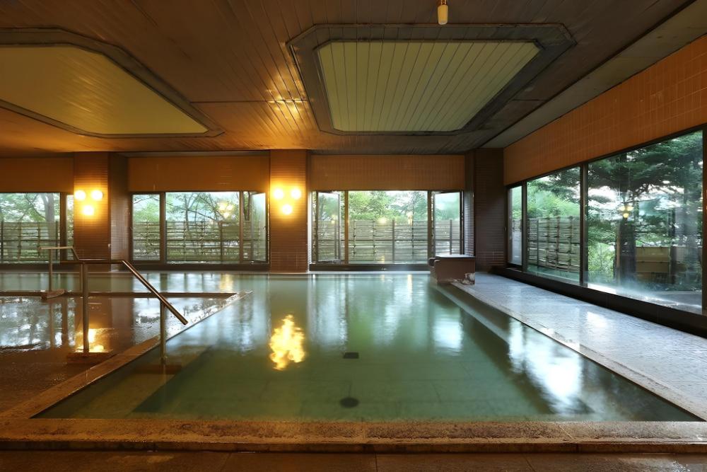 kusatsu onsen hotel sakurai