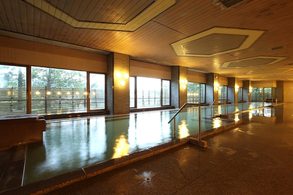 kusatsu onsen hotel sakurai