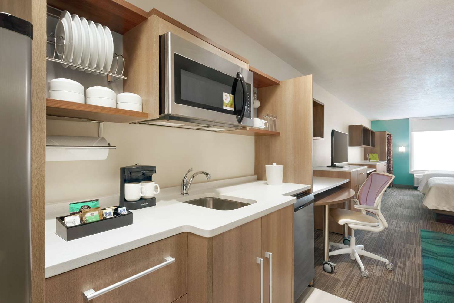 home2 suites by hilton bismarck