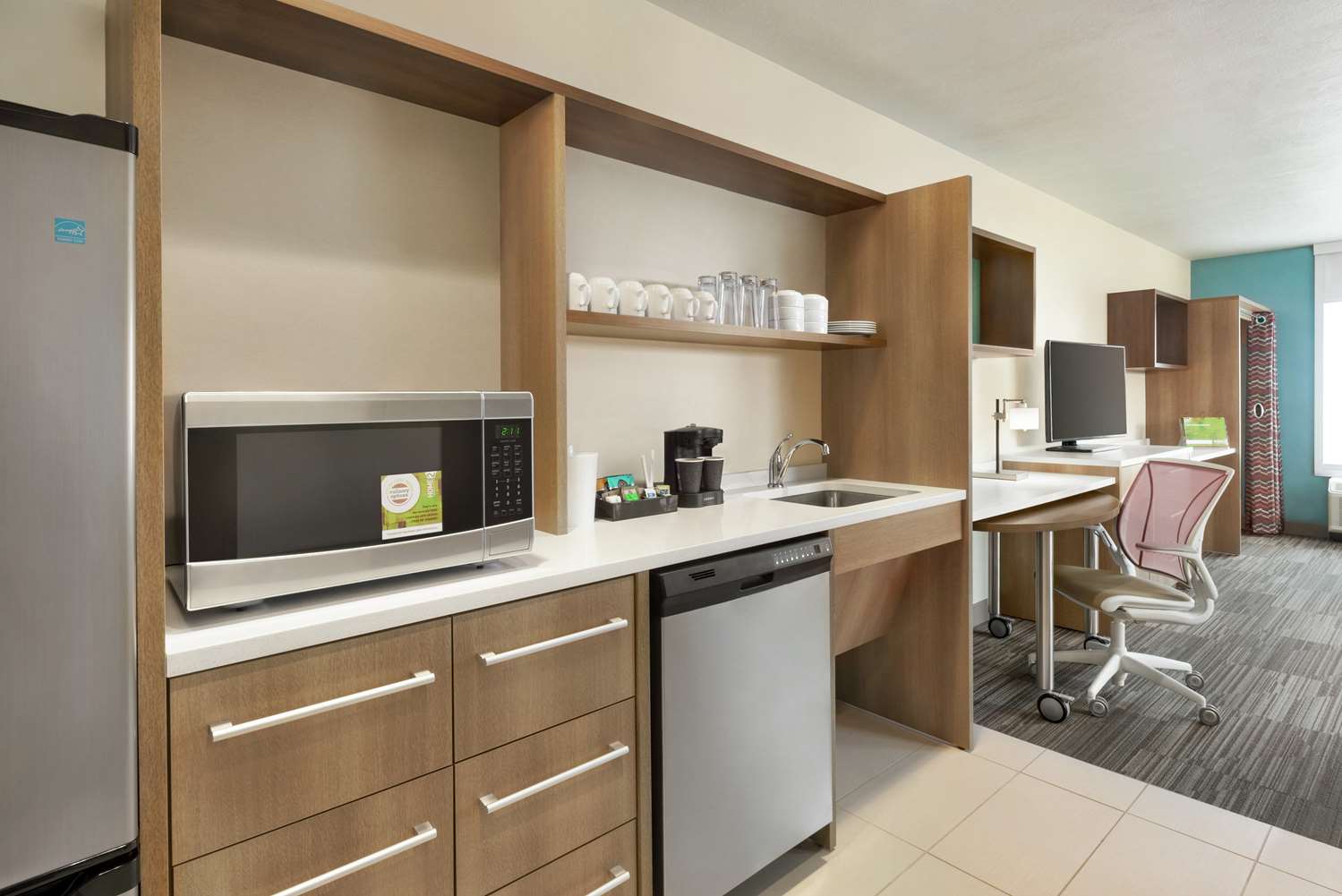 home2 suites by hilton bismarck