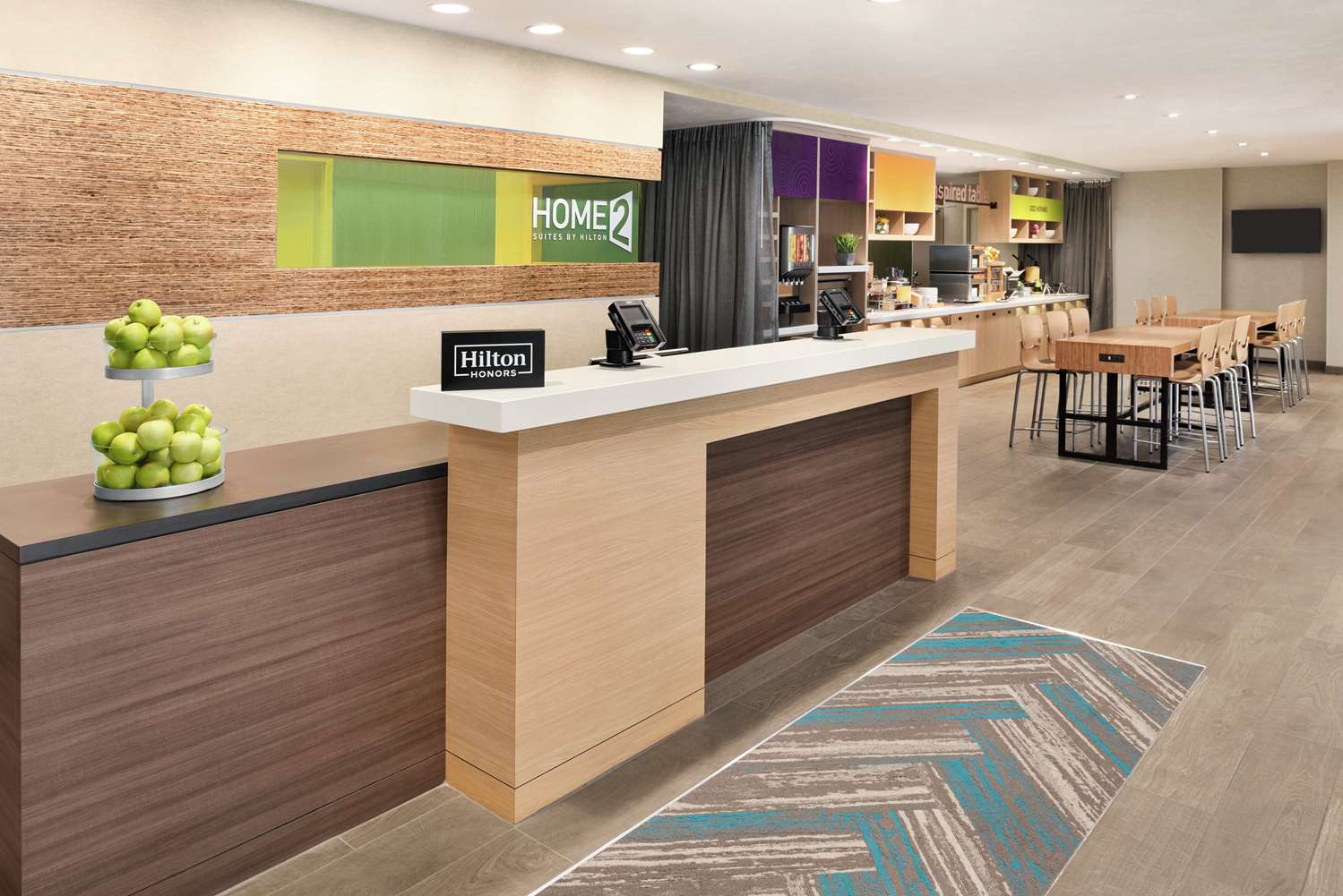 home2 suites by hilton bismarck