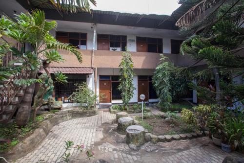 reddoorz panglima sudirman probolinggo