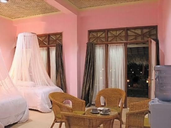 arys lagoon bungalow and hotel