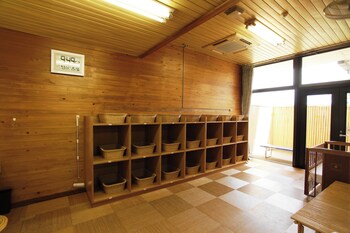 nunohiki onsen komoro