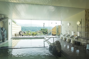 nunohiki onsen komoro