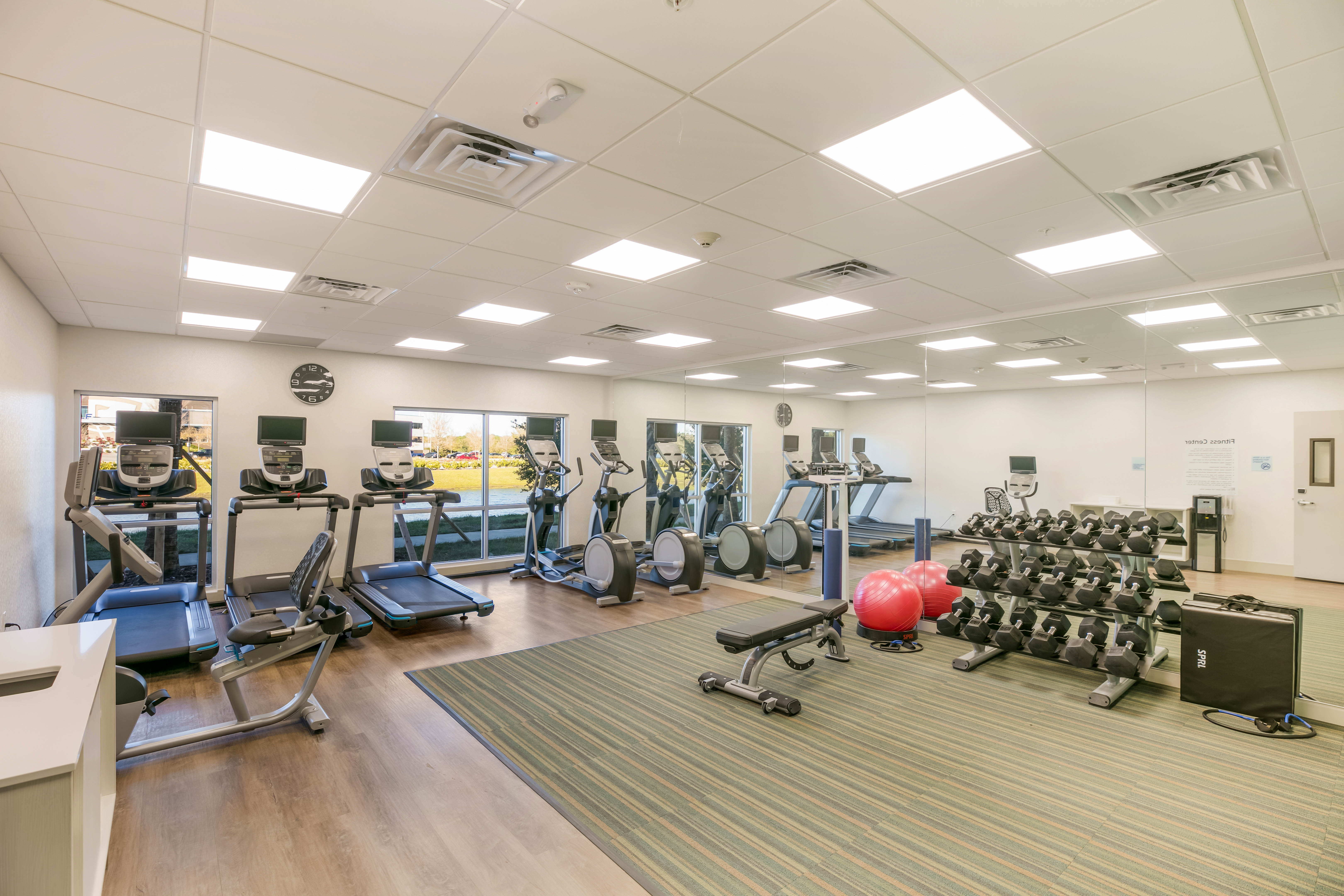 holiday inn express jacksonville town center