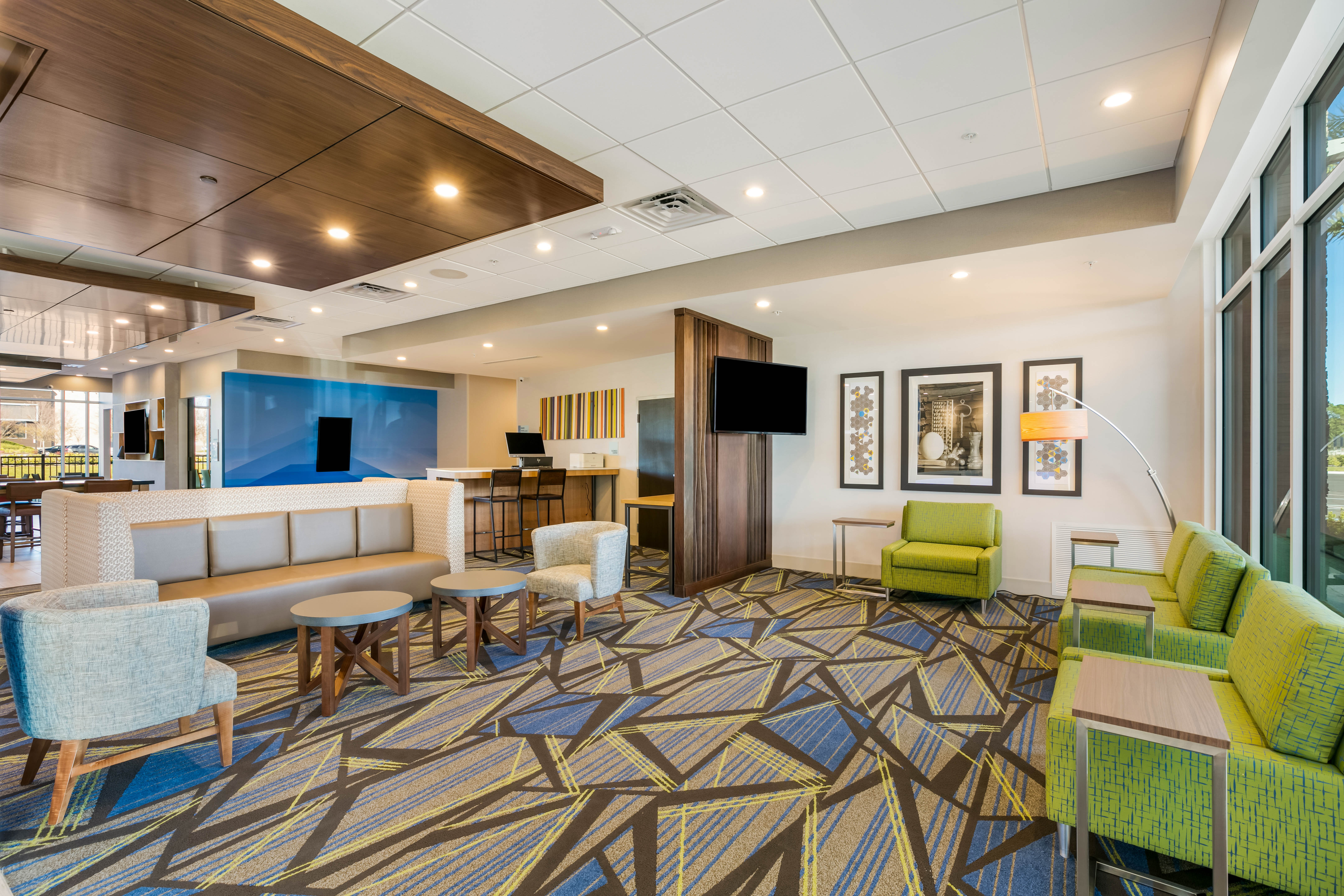 holiday inn express jacksonville town center