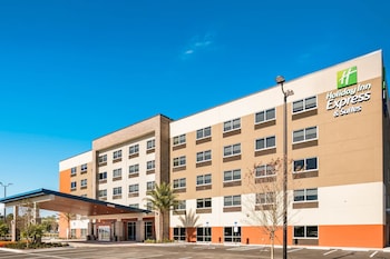Holiday Inn Express Jacksonville Town Center,Jacksonville>>Duval,2.5 star