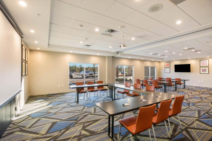 holiday inn express jacksonville town center