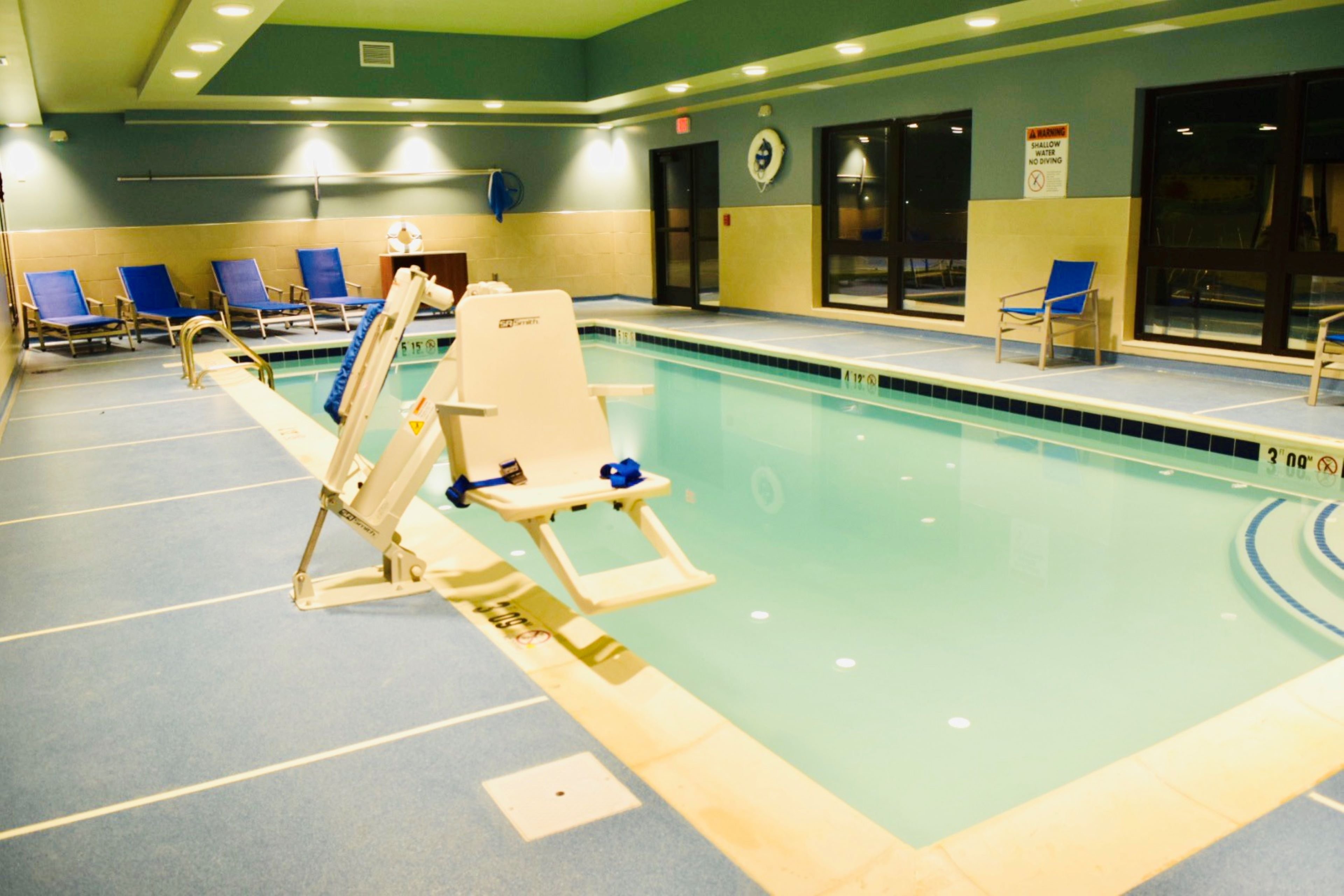 holiday inn express and suites middletown an ihg hotel