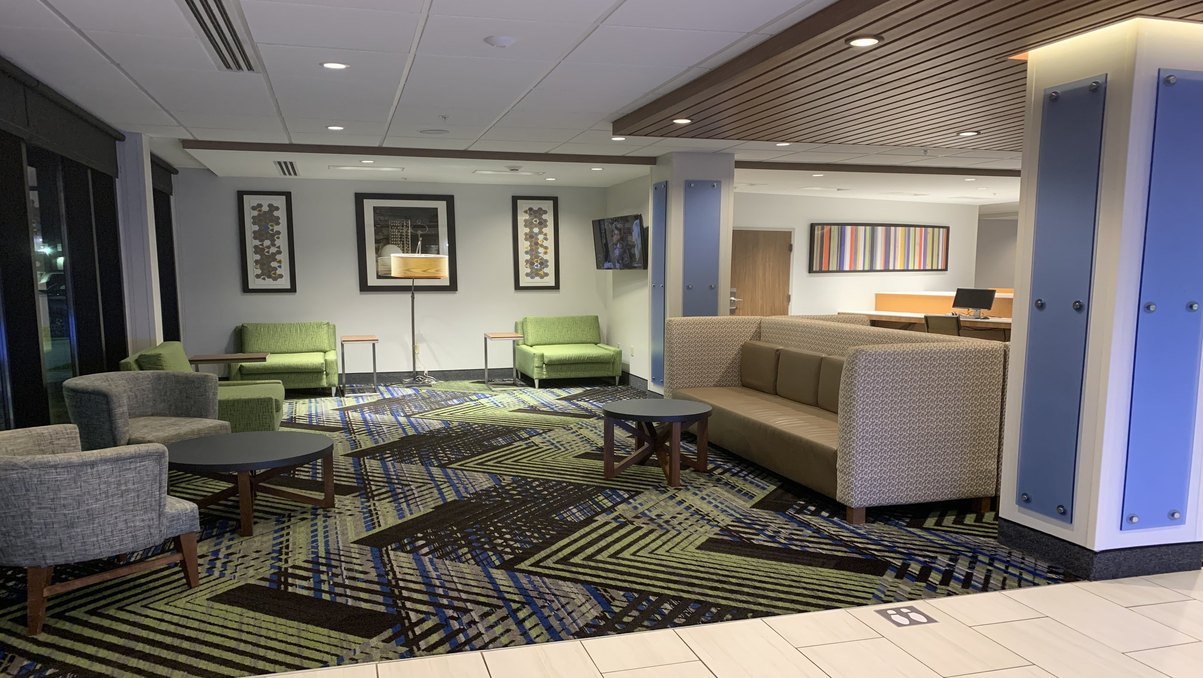 holiday inn express and suites middletown an ihg hotel