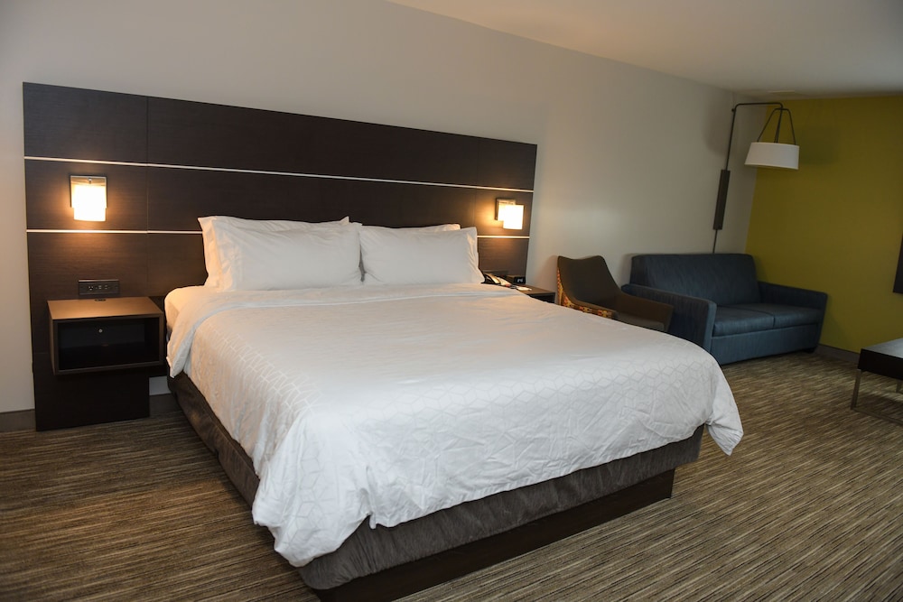 holiday inn express and suites middletown an ihg hotel
