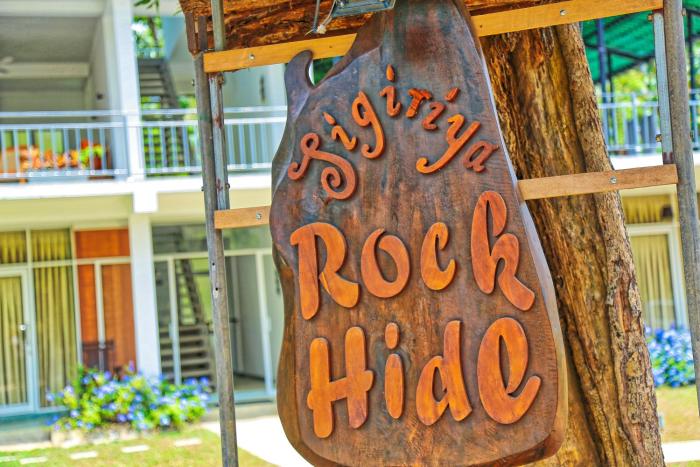 sigiriya rock hide