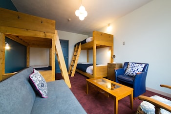 little barrel guest house hostel