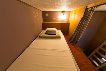 little barrel guest house hostel