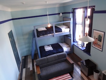 little barrel guest house hostel