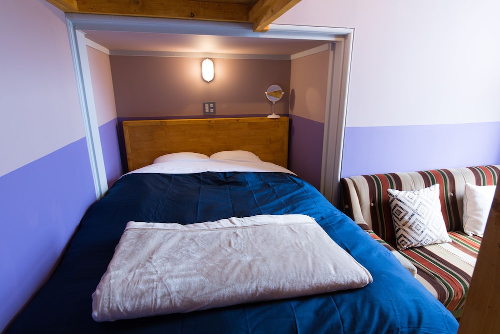 little barrel guest house hostel