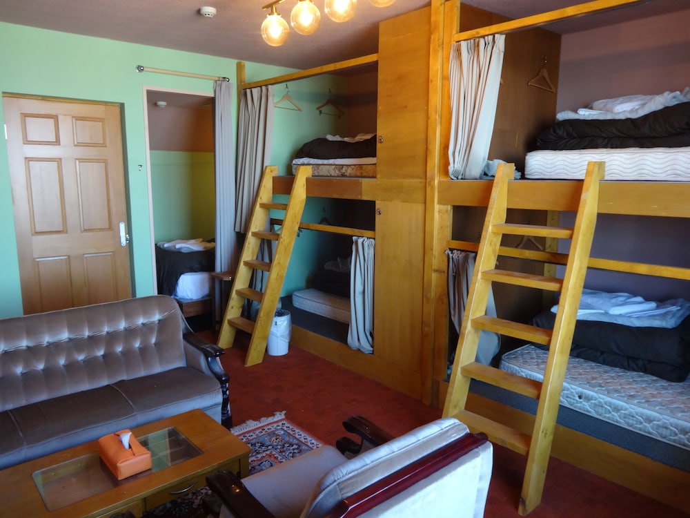 little barrel guest house hostel