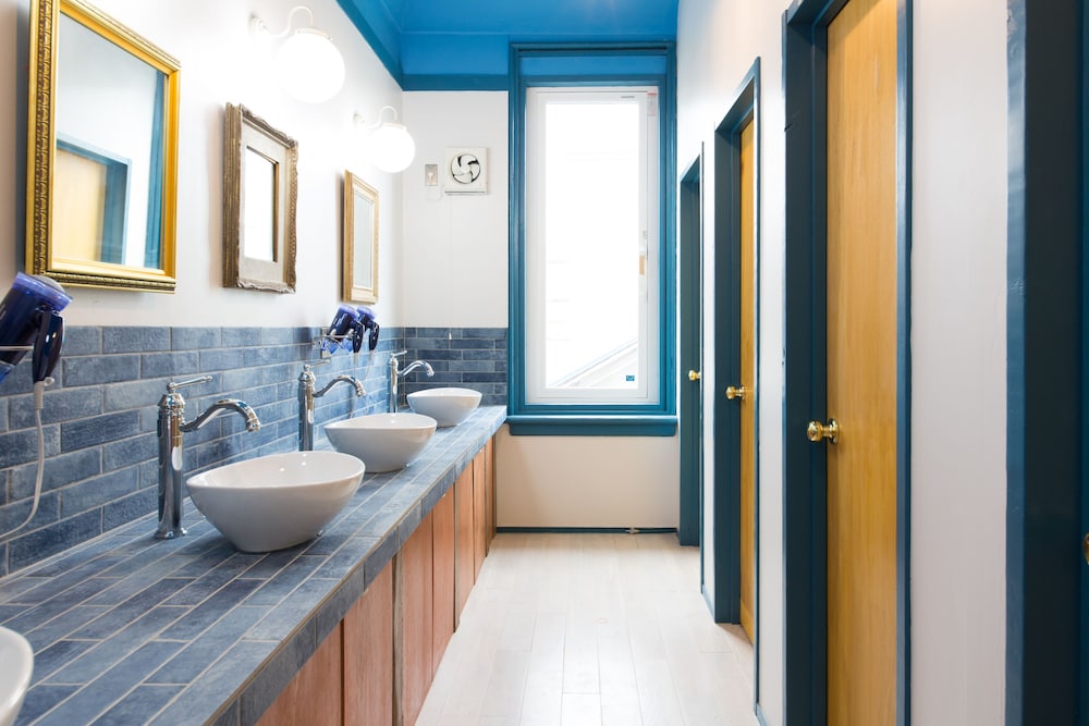 little barrel guest house hostel