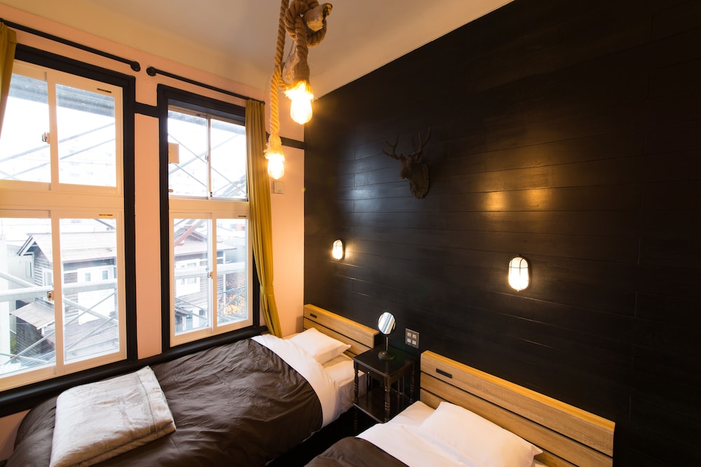 little barrel guest house hostel