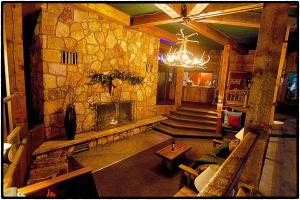 soda butte lodge