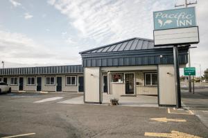 pacific inn