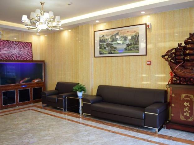 greentree inn longhu town xiangyun road unavailable
