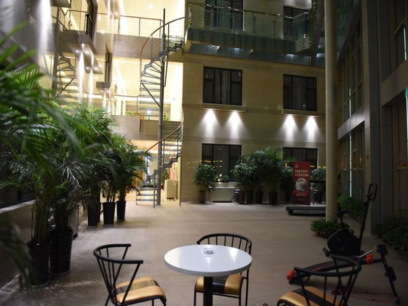 greentree inn xingtai renze district people street business hotel