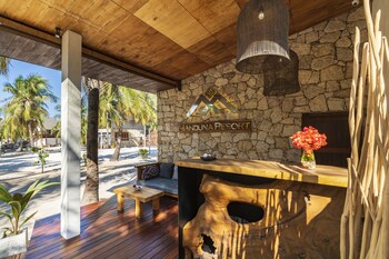 Manduna Resort,Nembrala>>Kupang,3 star