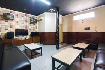 reddoorz urip sumoharjo