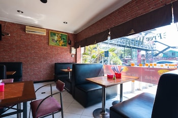 reddoorz urip sumoharjo