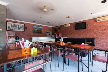 reddoorz urip sumoharjo